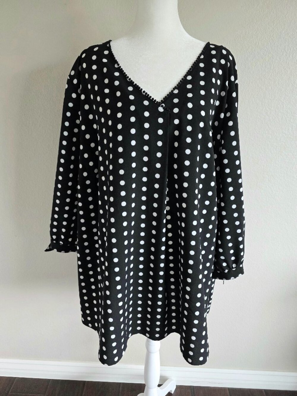 Catherines Blouse Top Plus Size 3X Black White Polka Dot Popover 3/4 Sleeves